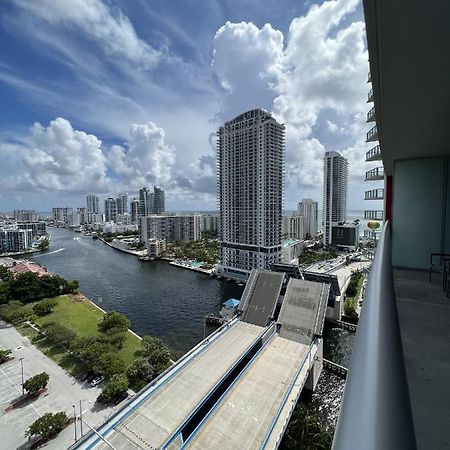 23Rd Floor Luxury & Spacious Beachwalk Resort Apartment With Amazing View Hallandale Beach Zewnętrze zdjęcie
