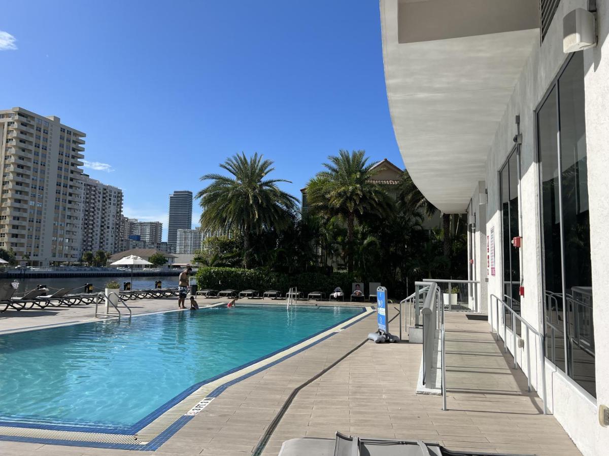 23Rd Floor Luxury & Spacious Beachwalk Resort Apartment With Amazing View Hallandale Beach Zewnętrze zdjęcie
