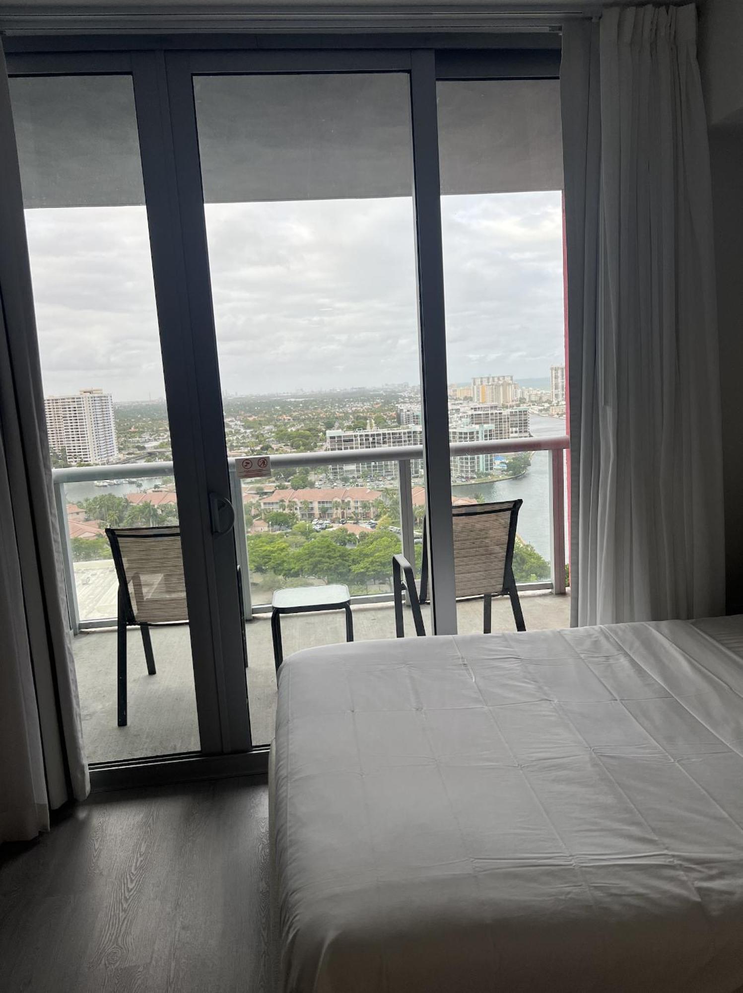 23Rd Floor Luxury & Spacious Beachwalk Resort Apartment With Amazing View Hallandale Beach Zewnętrze zdjęcie