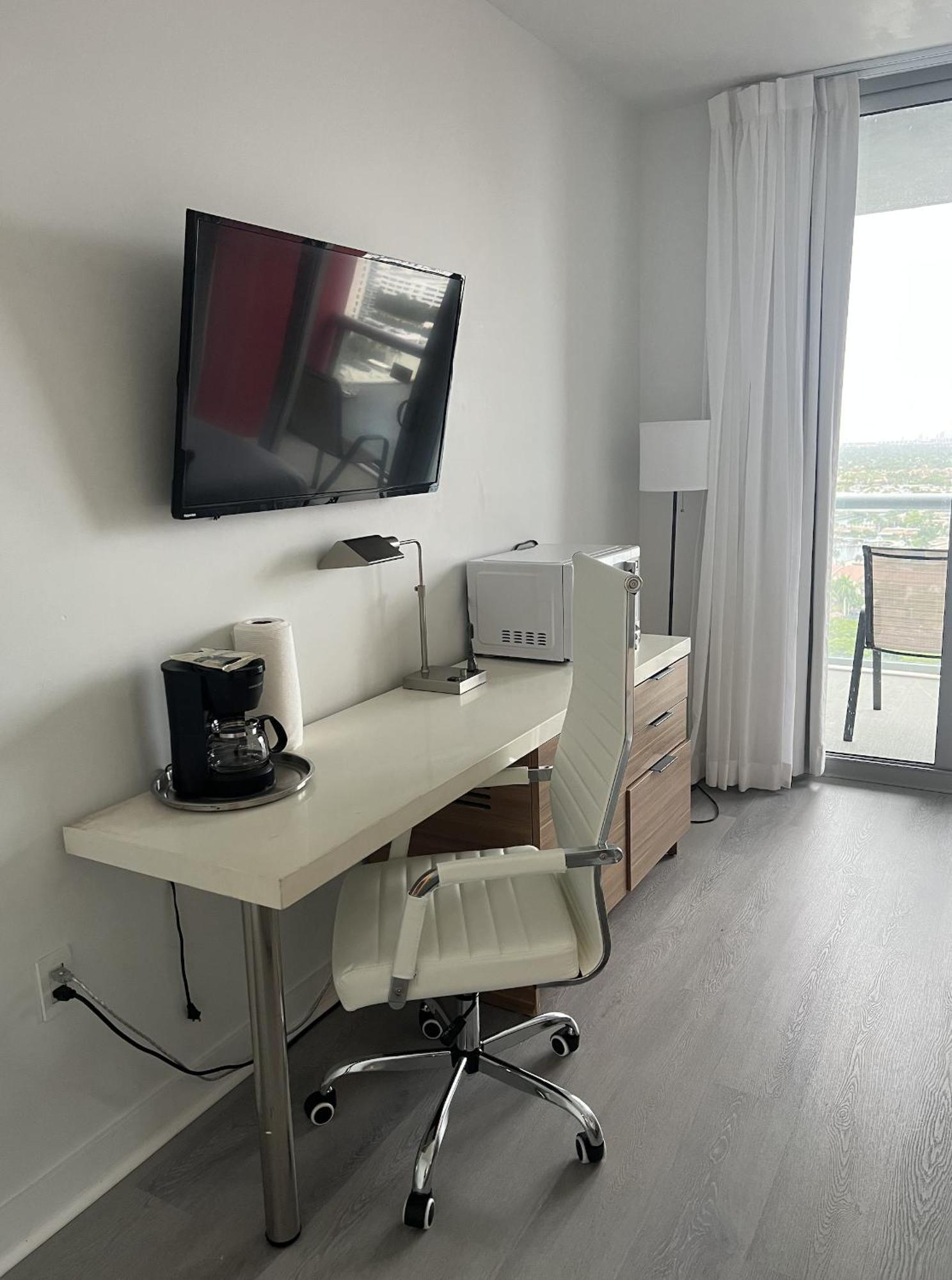 23Rd Floor Luxury & Spacious Beachwalk Resort Apartment With Amazing View Hallandale Beach Zewnętrze zdjęcie